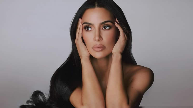 Kim Kardashian Skkn Makeup