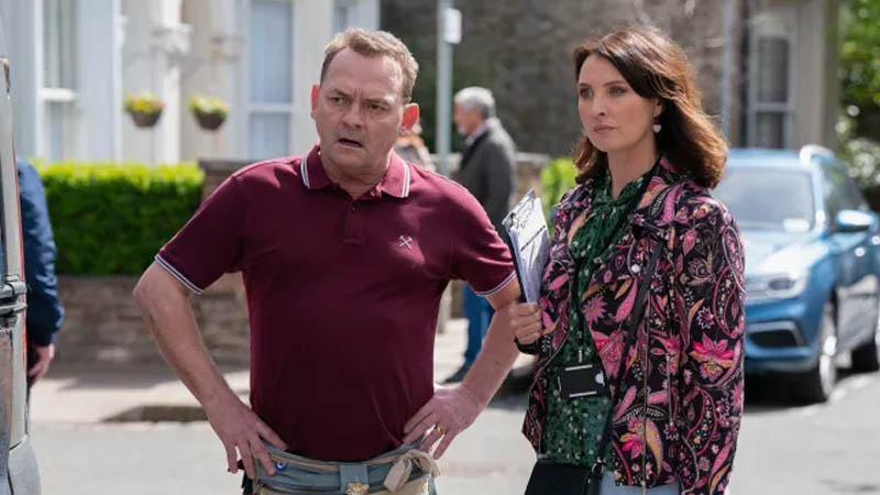 EastEnders Fans in Hysterics as Billy Mitchell Gets Scolded for ...